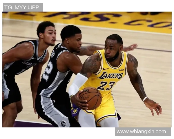 湖人快船激战12月巅峰对决球迷期待精彩瞬间与胜负悬念 湖人快船激战12月巅峰对决球迷期待精彩瞬间与胜负悬念